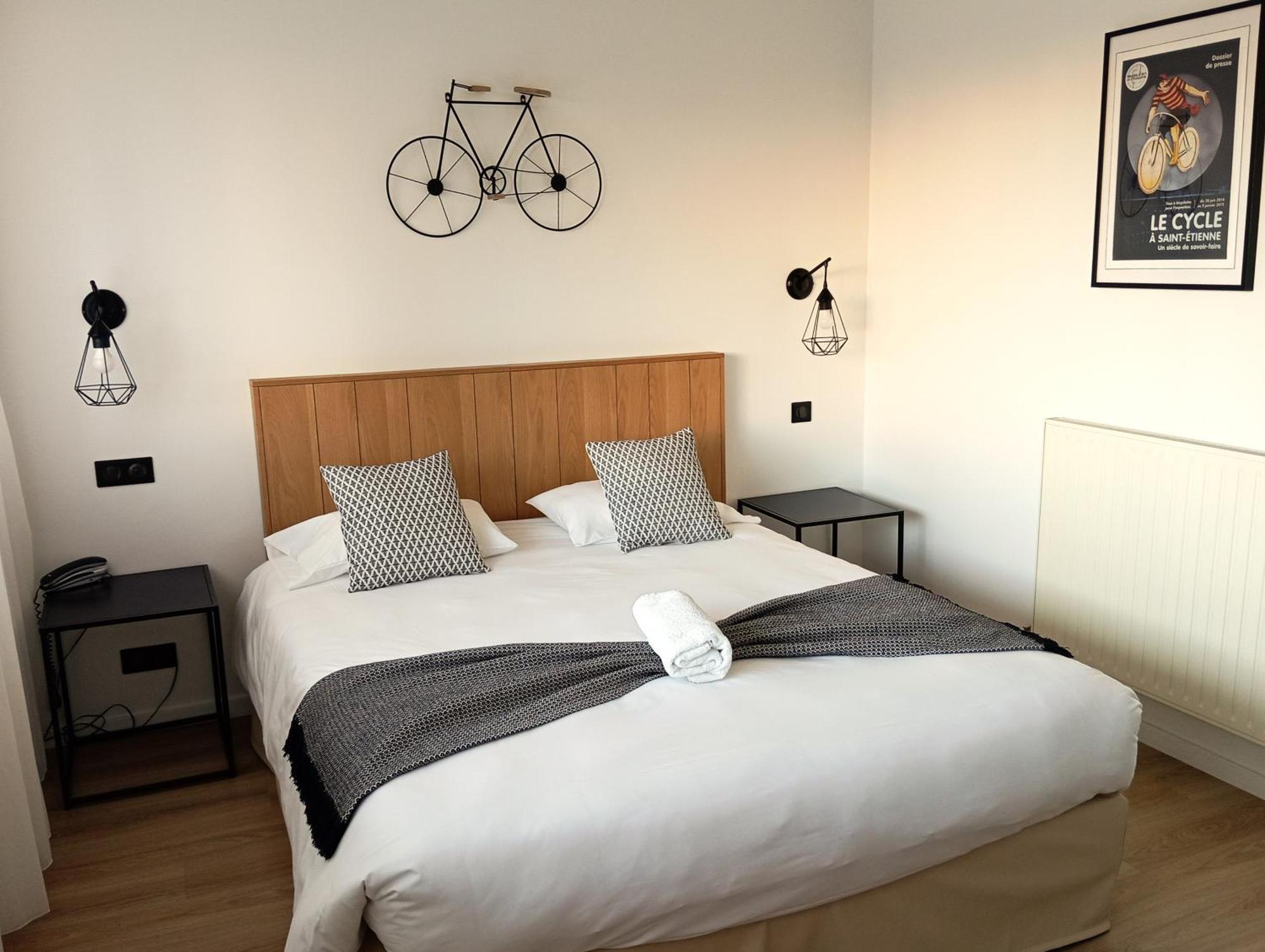 Hotel Astoria Saint-Etienne  Zewnętrze zdjęcie