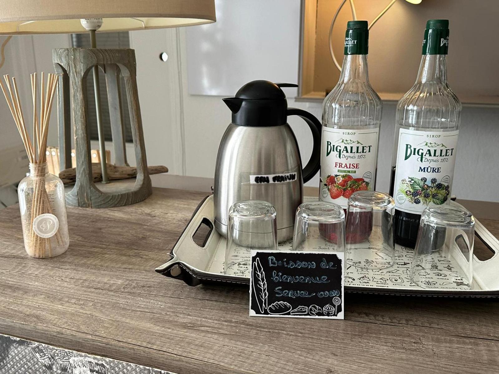 Hotel Astoria Saint-Etienne  Zewnętrze zdjęcie