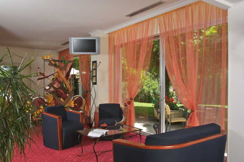 Hotel Astoria Saint-Etienne  Zewnętrze zdjęcie